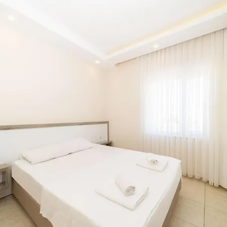 Cozy With Shared Pool Near In Muratpasa, * Antalya